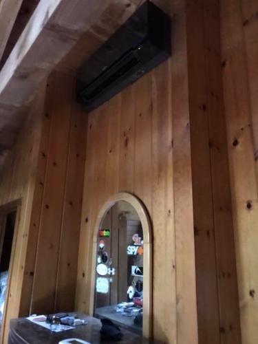 installing-air-conditioning-post-beam-home-4
